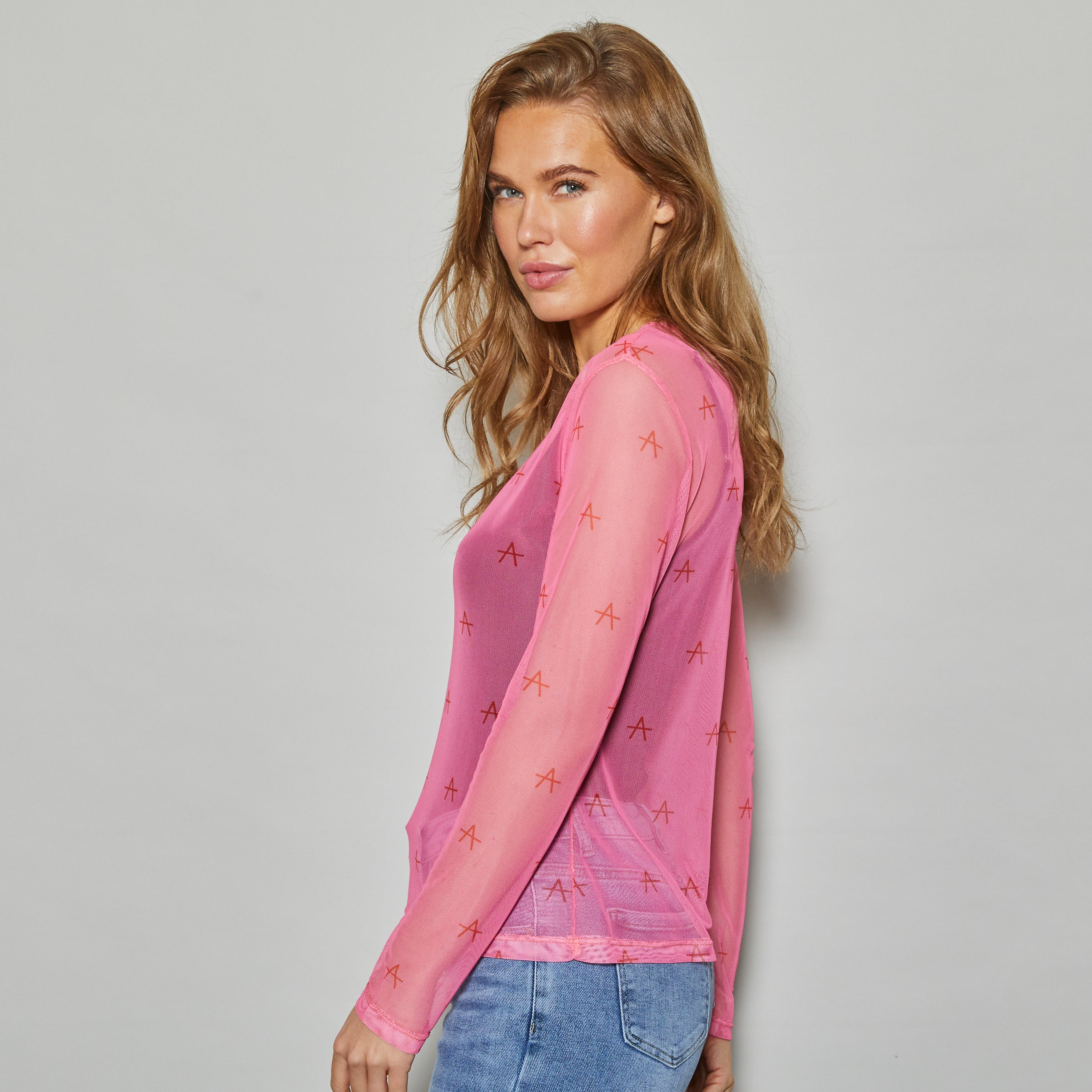 ALLWEEK Fro mesh blouse Blouse Pink with red A print